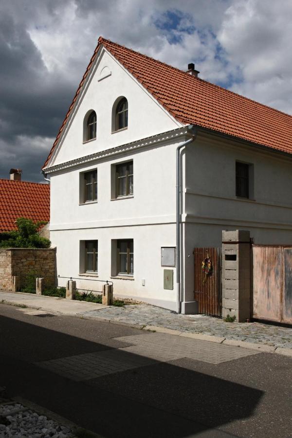 Ubytovani Na Statku Vedomice Exterior foto